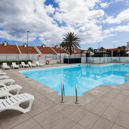 Lomakylät Smartr Maspalomas Corinto